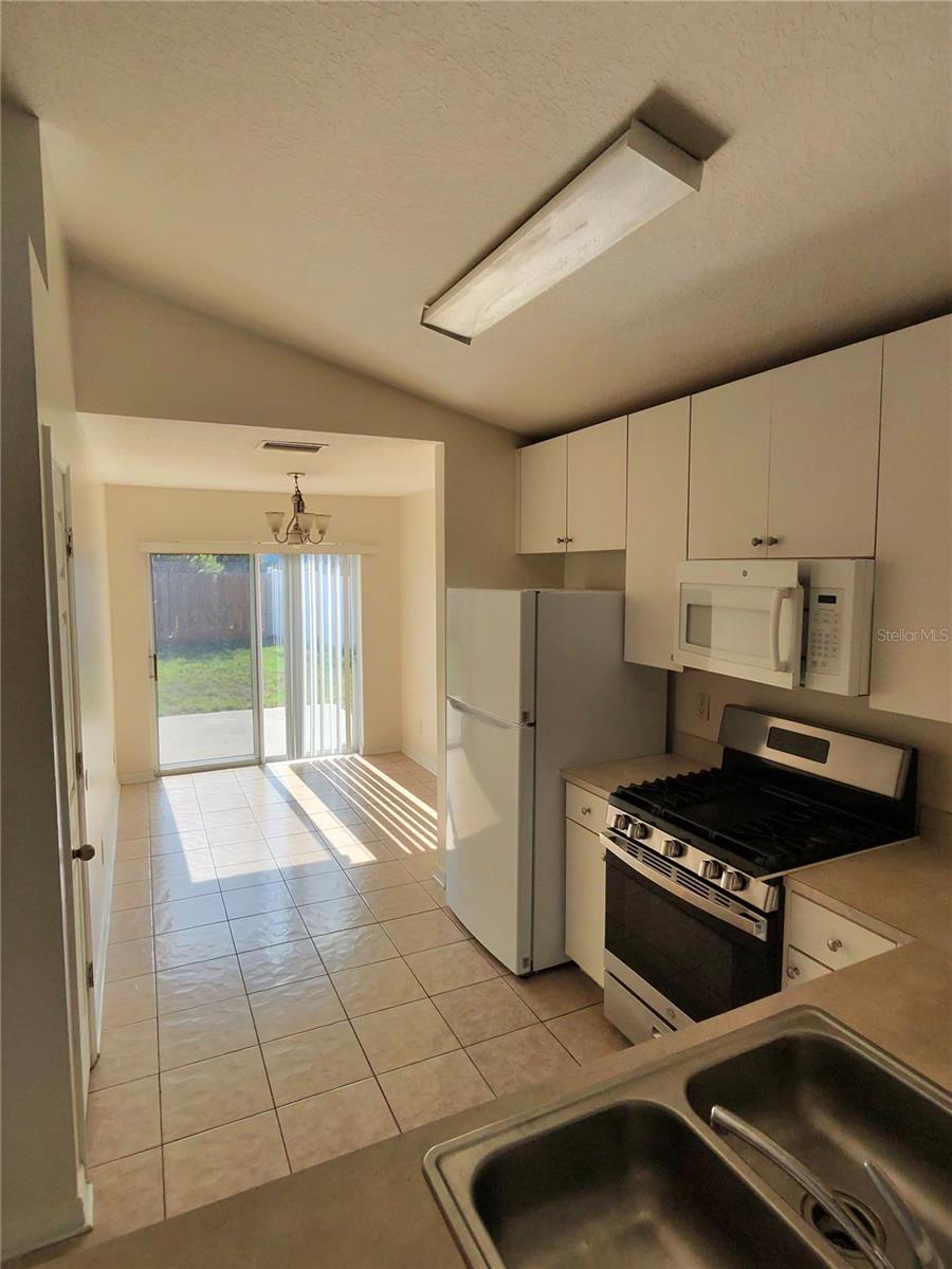 11106 Havasu Ct Property Photo 6