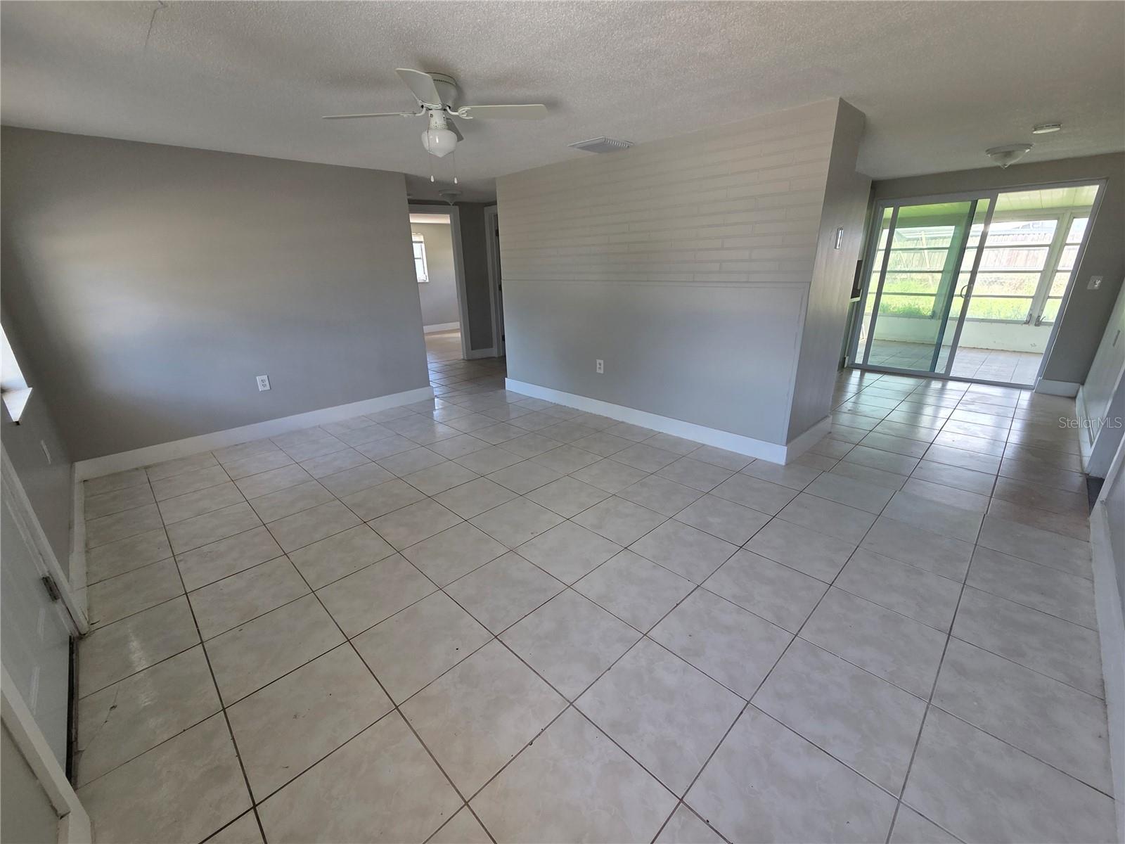 4616 Irene Loop Property Photo 5