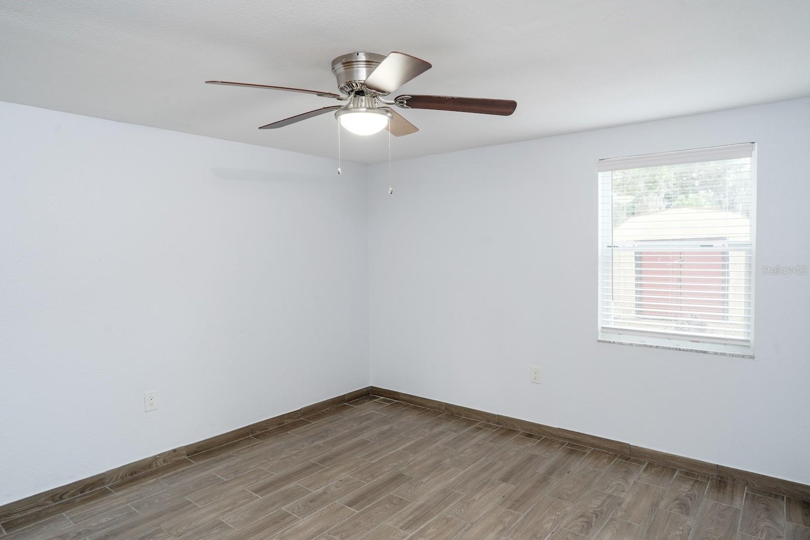 503 Moore Ave Property Photo 19