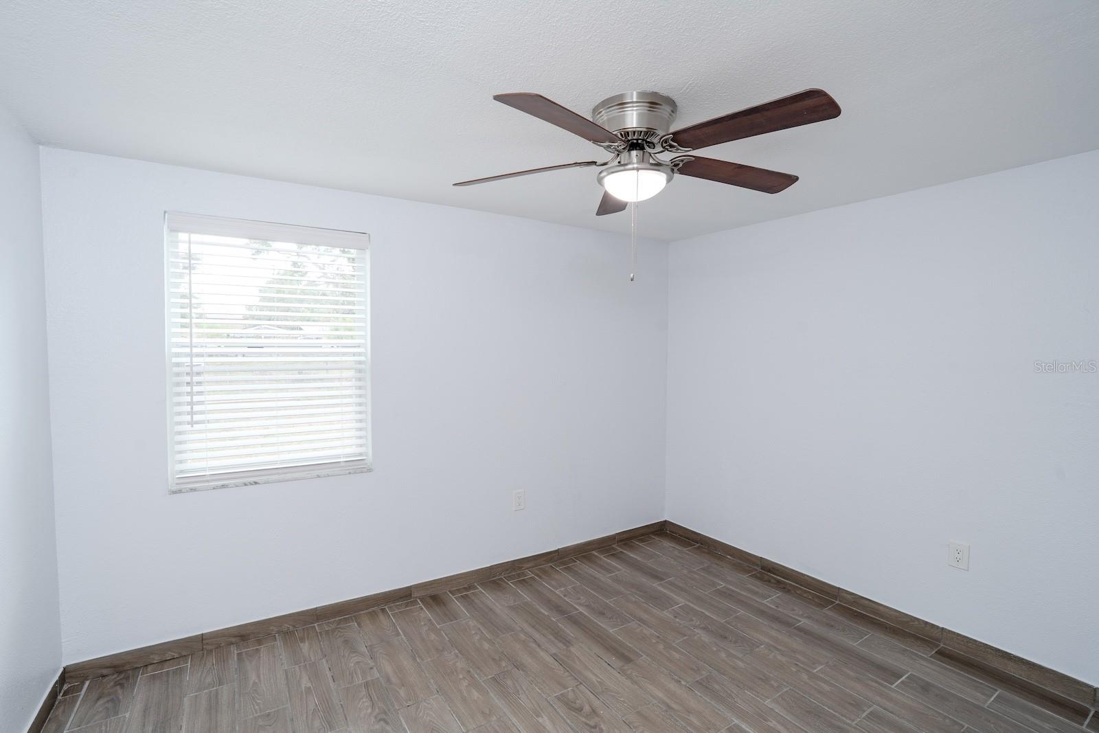 503 Moore Ave Property Photo 24