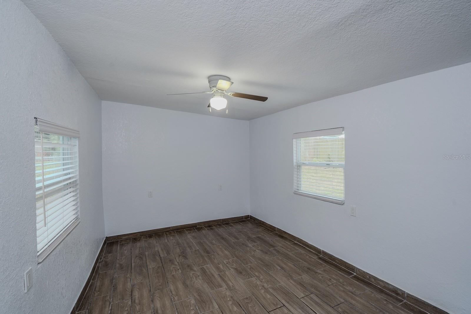 503 Moore Ave Property Photo 30