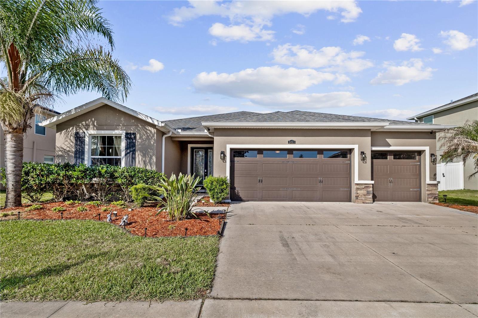 5453 Suncatcher Dr Property Photo 1