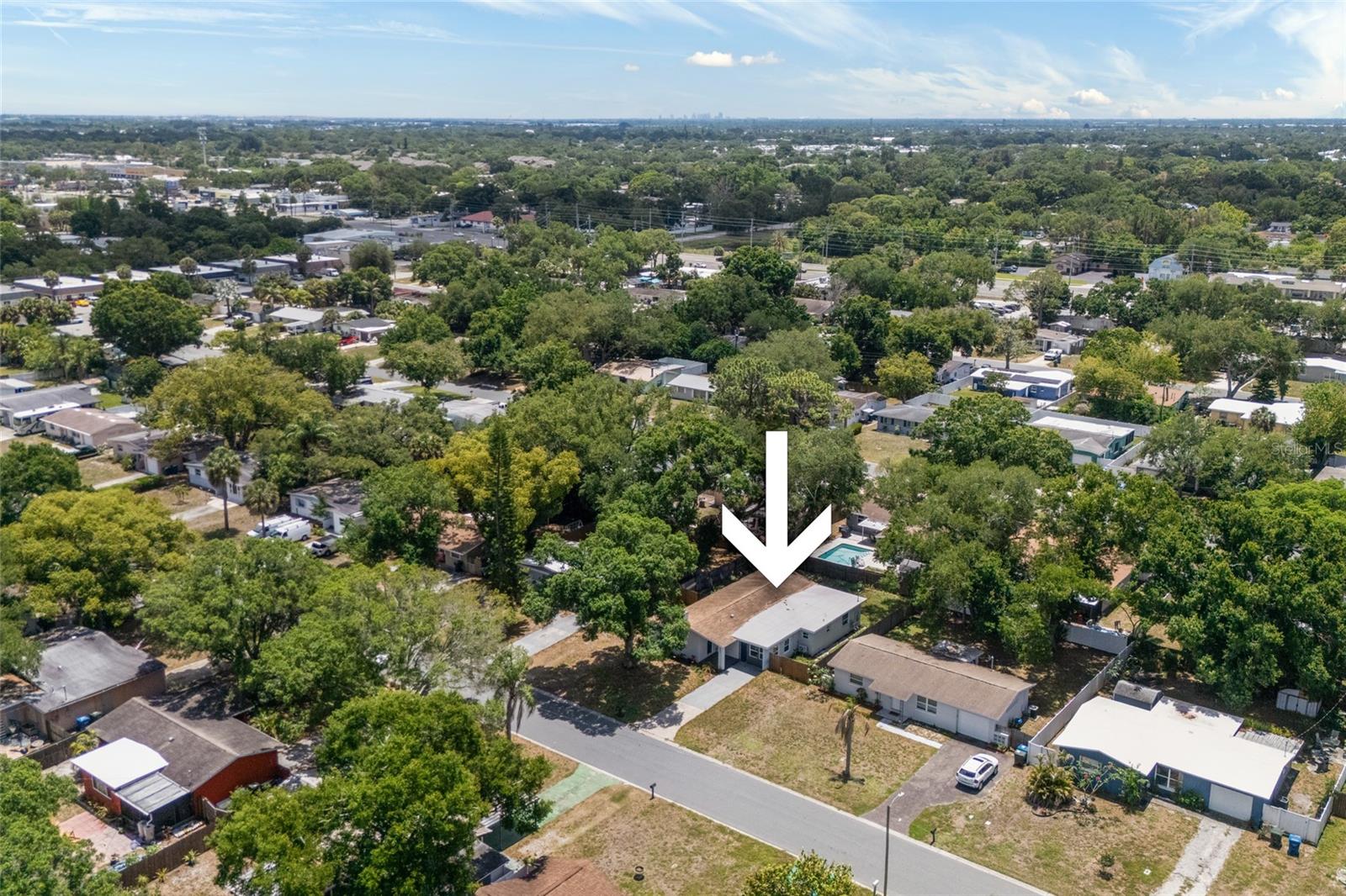 2952 Webley Dr Property Photo 37
