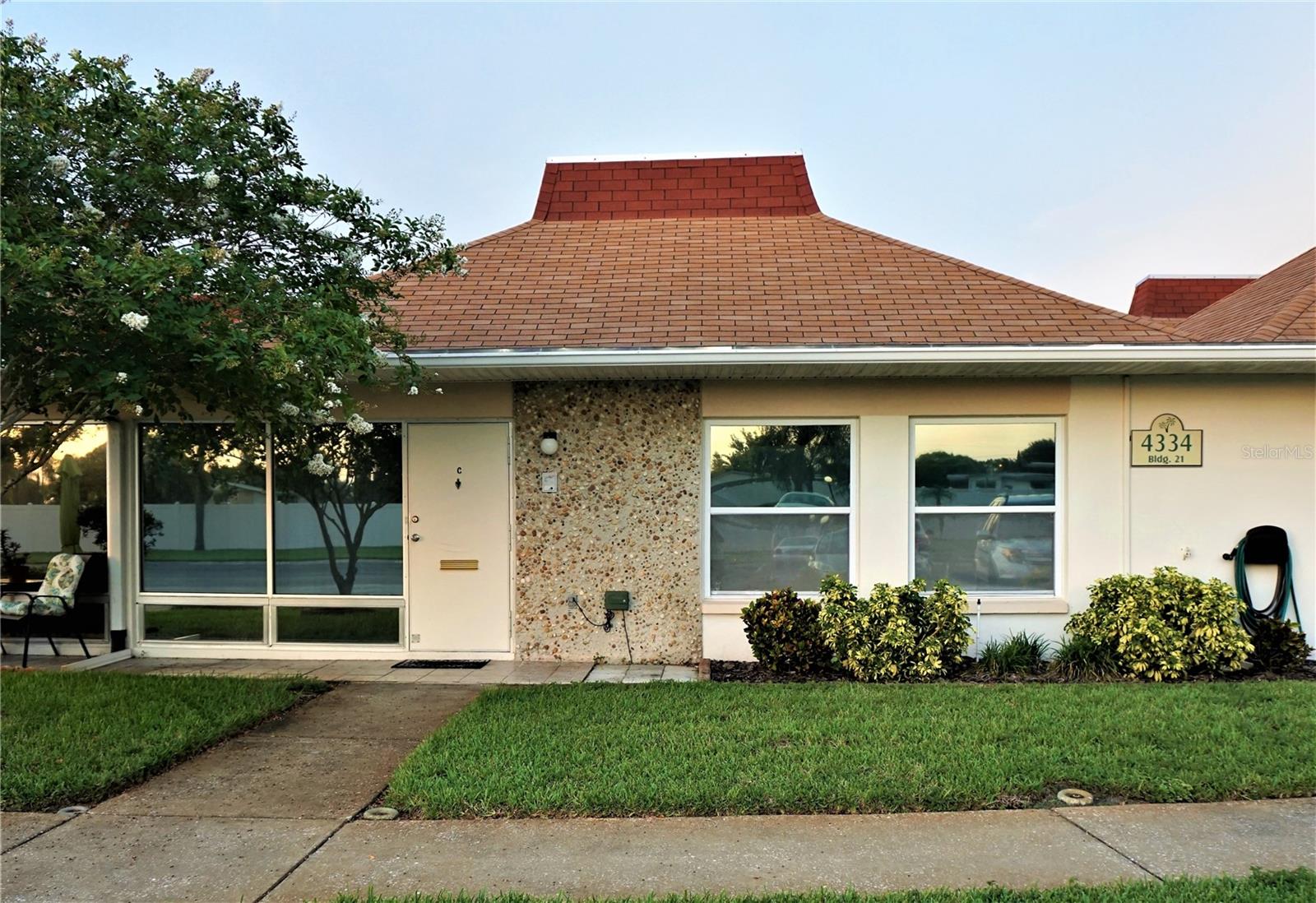 4334 TAHITIAN GARDENS CIR #C Property Photo 1