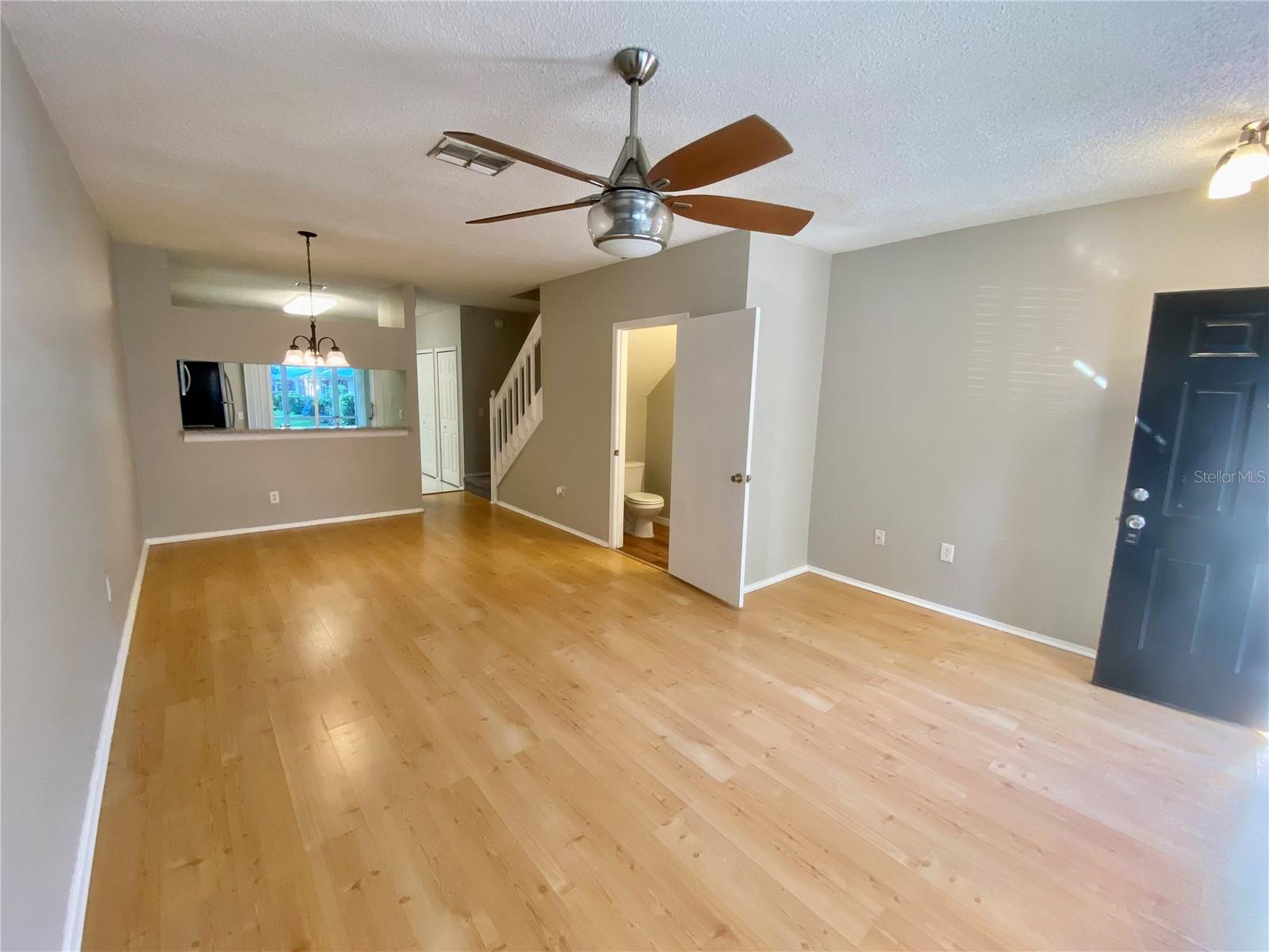 12415 Berkeley Square Dr Property Photo 4