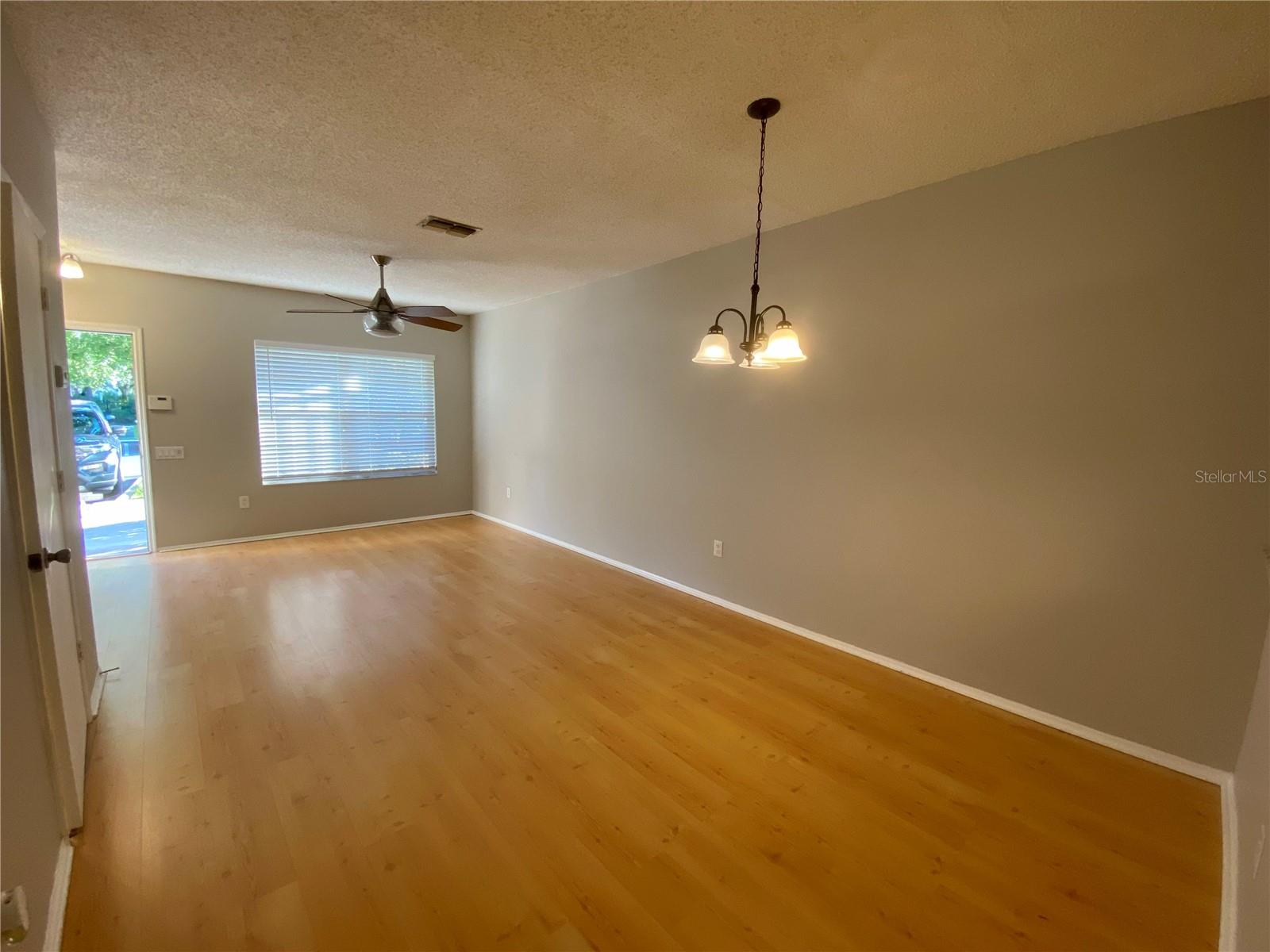 12415 Berkeley Square Dr Property Photo 6