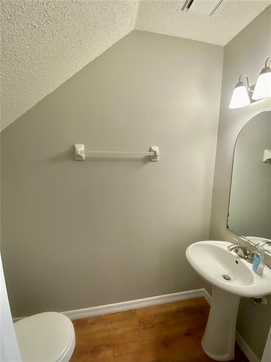 12415 Berkeley Square Dr Property Photo 11