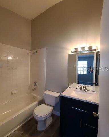 12415 Berkeley Square Dr Property Photo 17