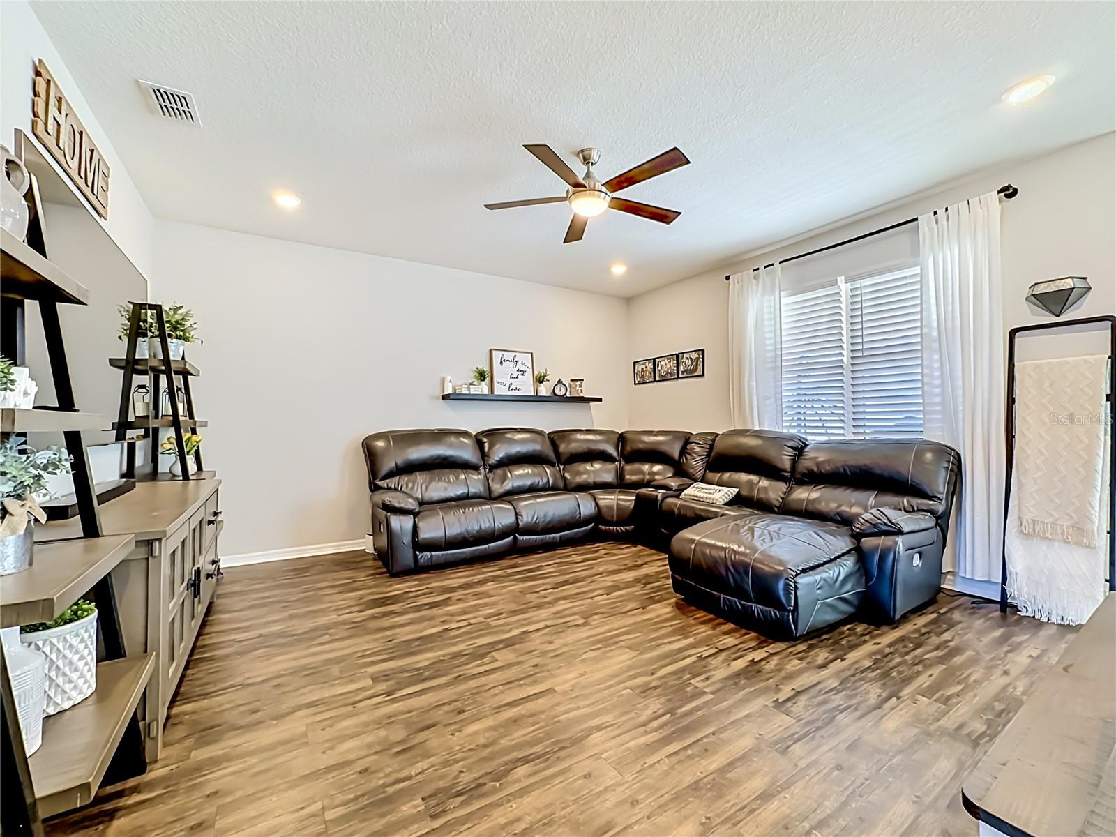11205 Brighton Knoll Loop Property Photo 21