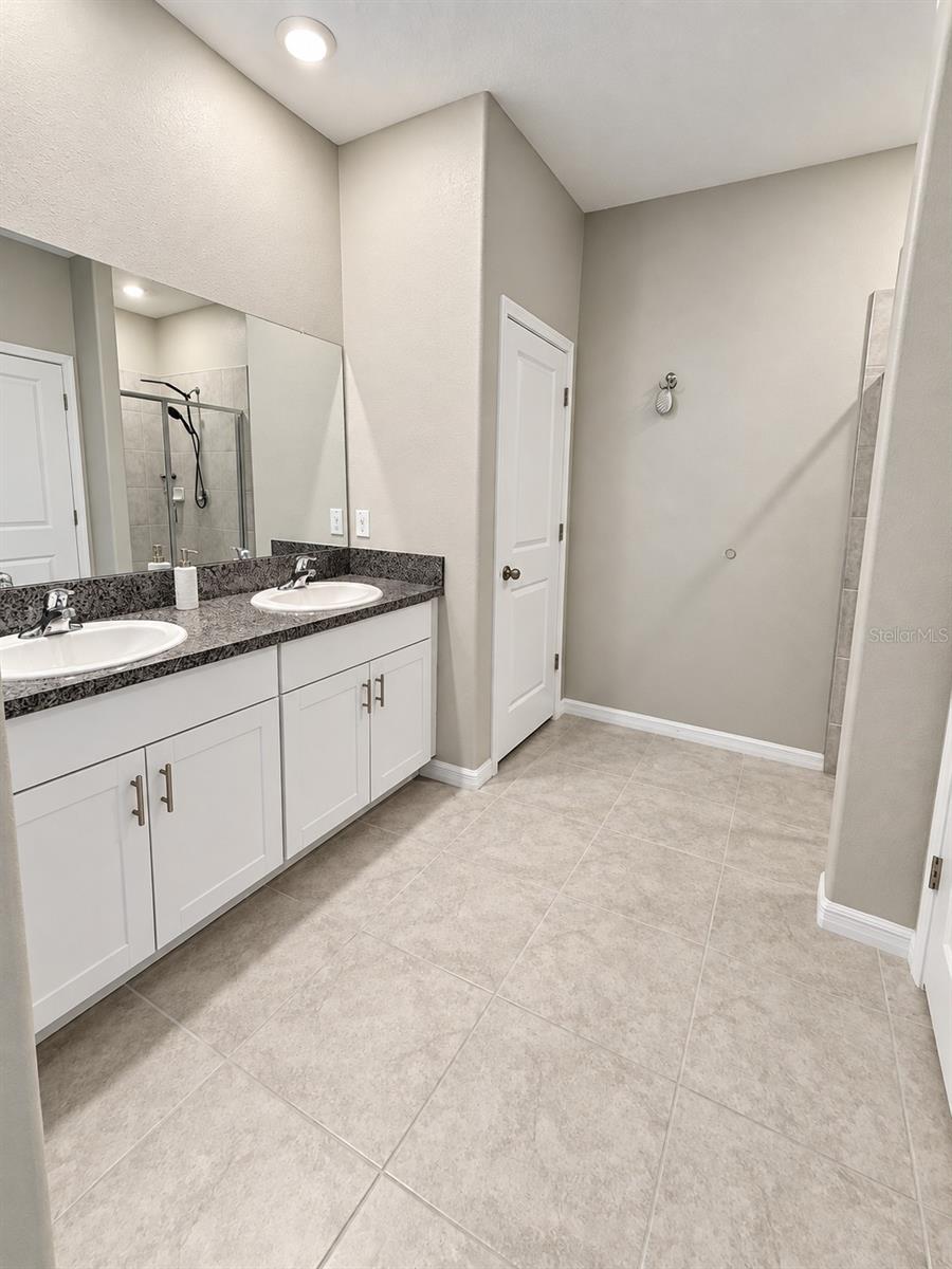 9601 Flourish Dr Property Photo 20