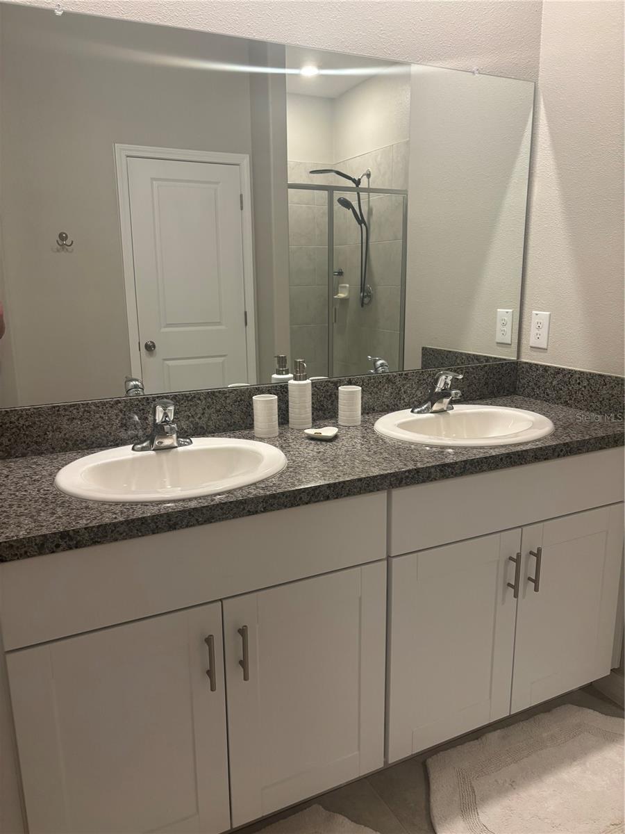 9601 Flourish Dr Property Photo 23