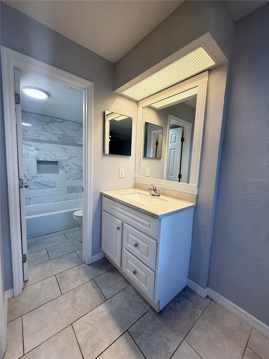 1348 Friend Ave Property Photo 10