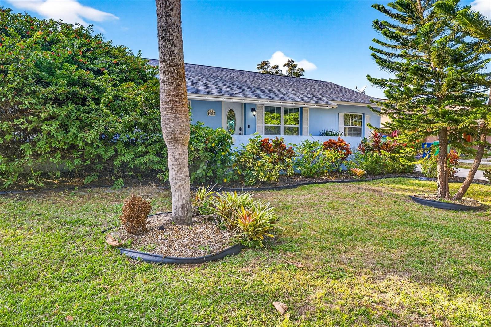 10050 84th Way Property Photo 1