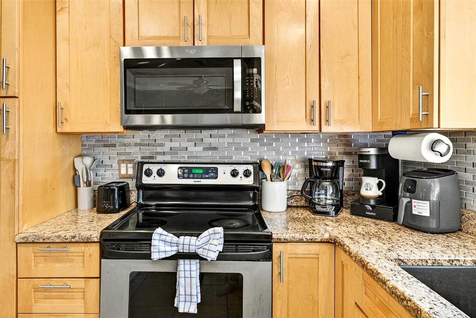 10050 84th Way Property Photo 17