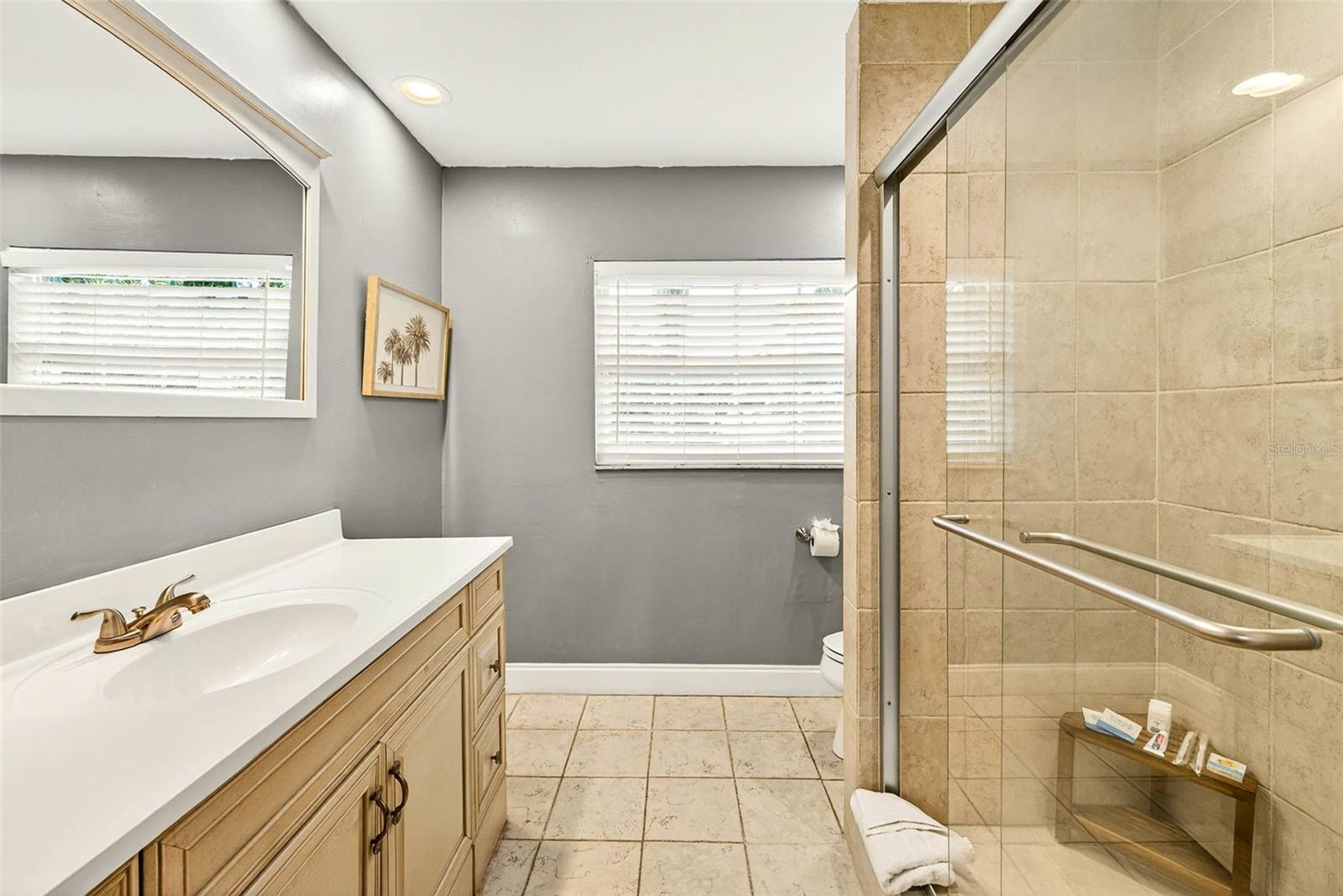 10050 84th Way Property Photo 33