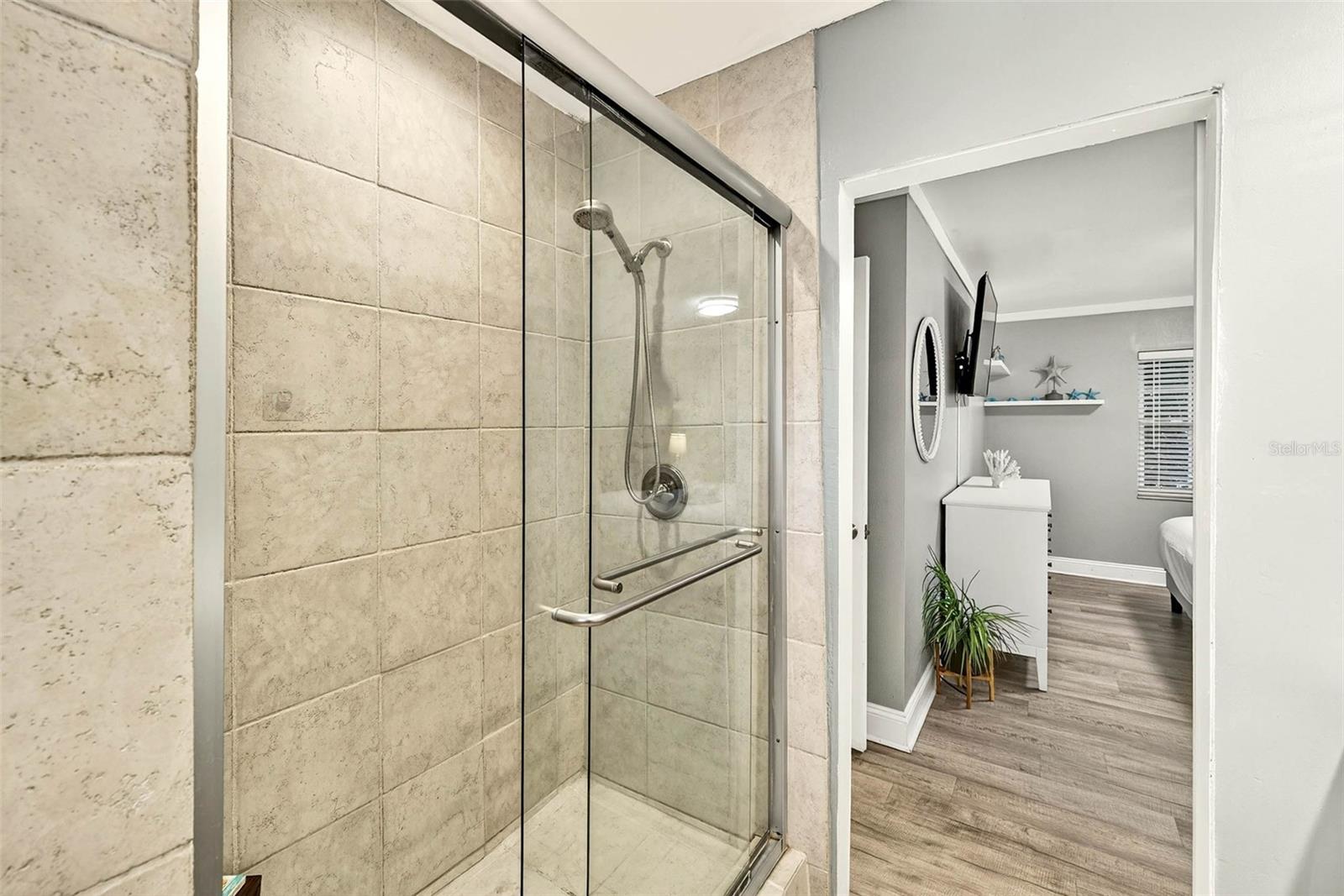 10050 84th Way Property Photo 35
