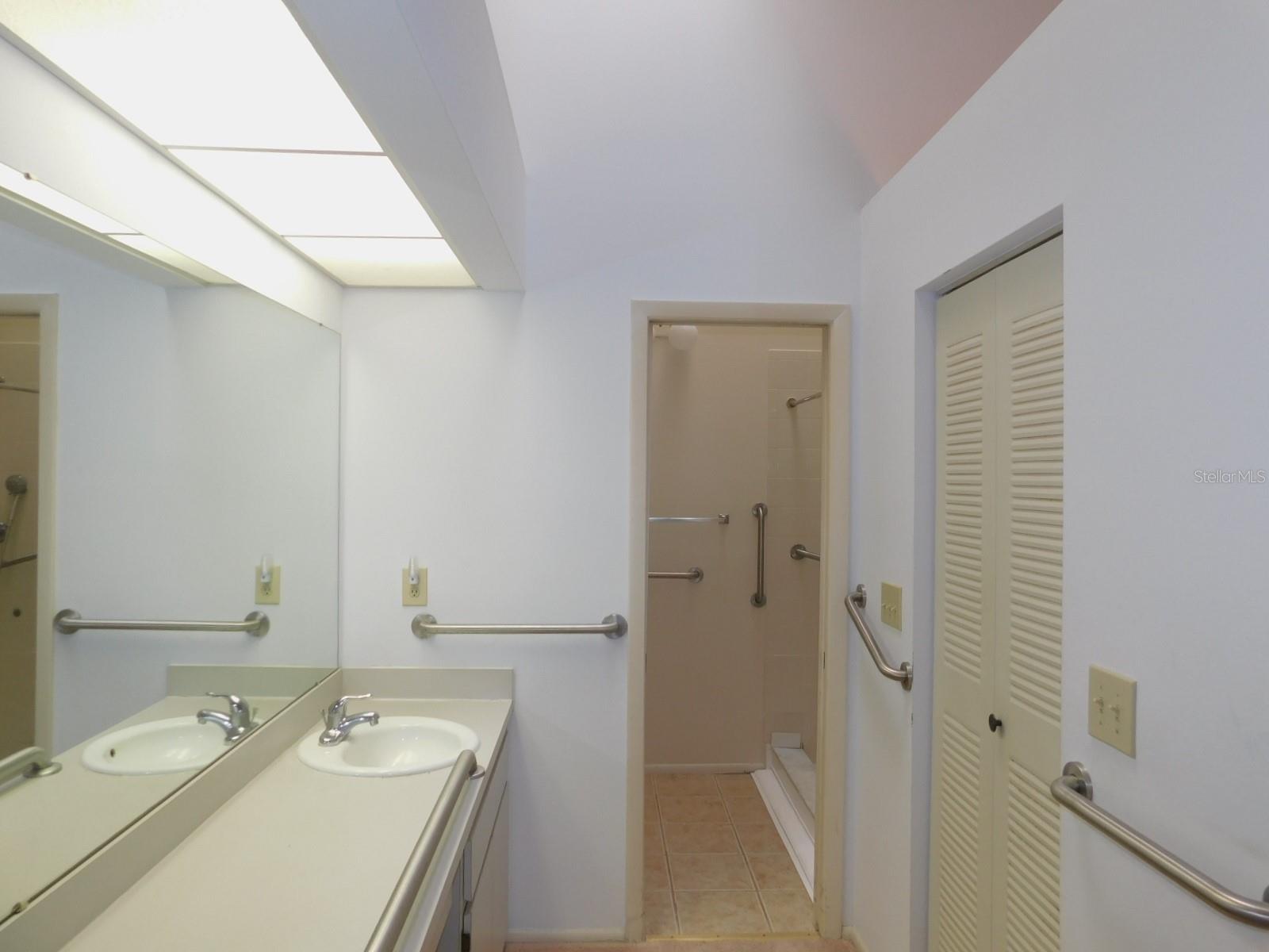 2496 Alhambra Ct Property Photo 9