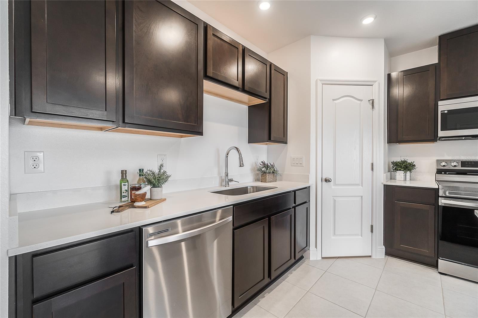32123 Pond Apple Bnd Property Photo 9