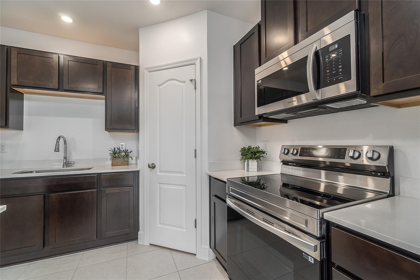 32123 Pond Apple Bnd Property Photo 11