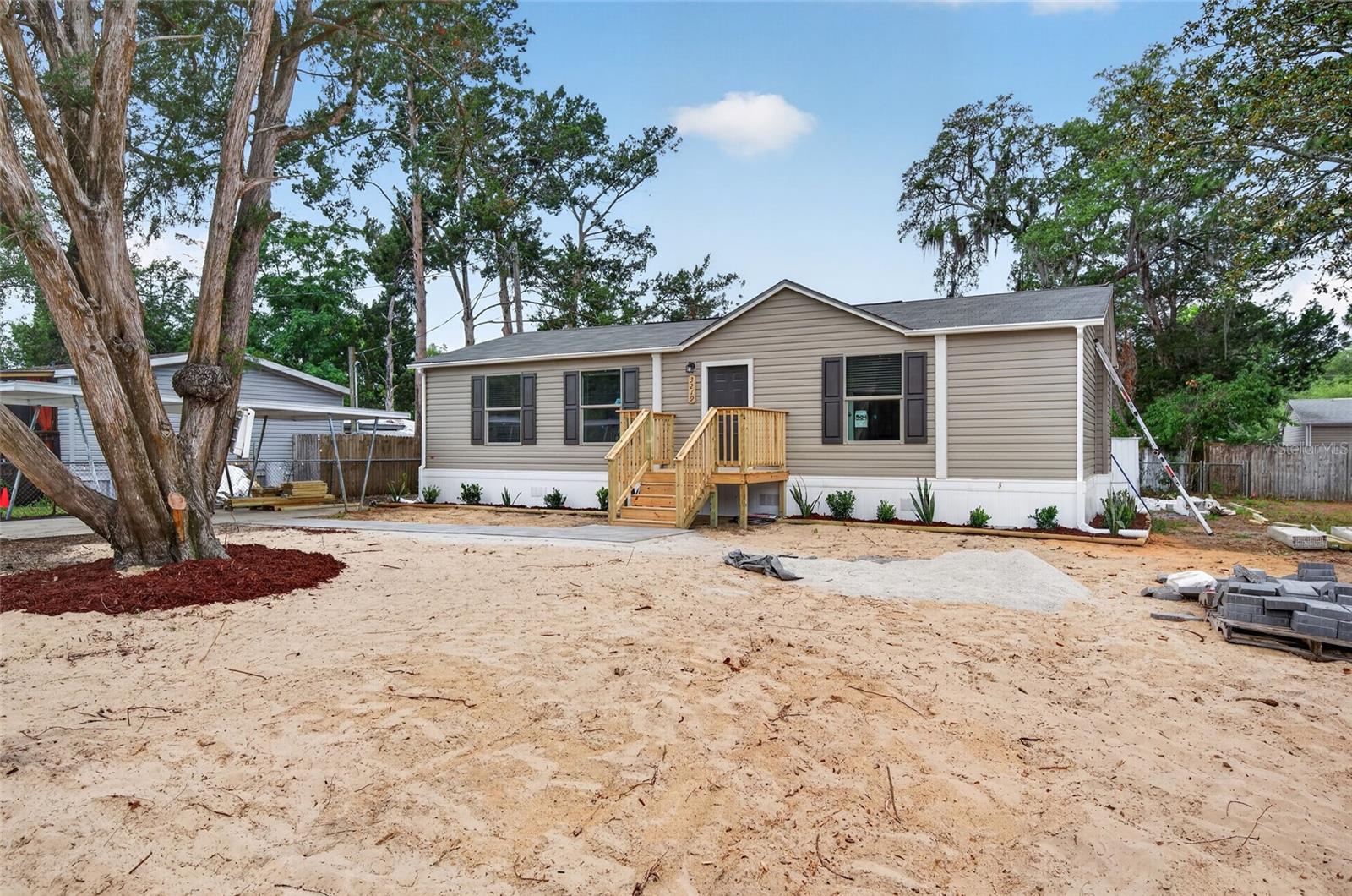 3219 Welsh St Property Photo 1