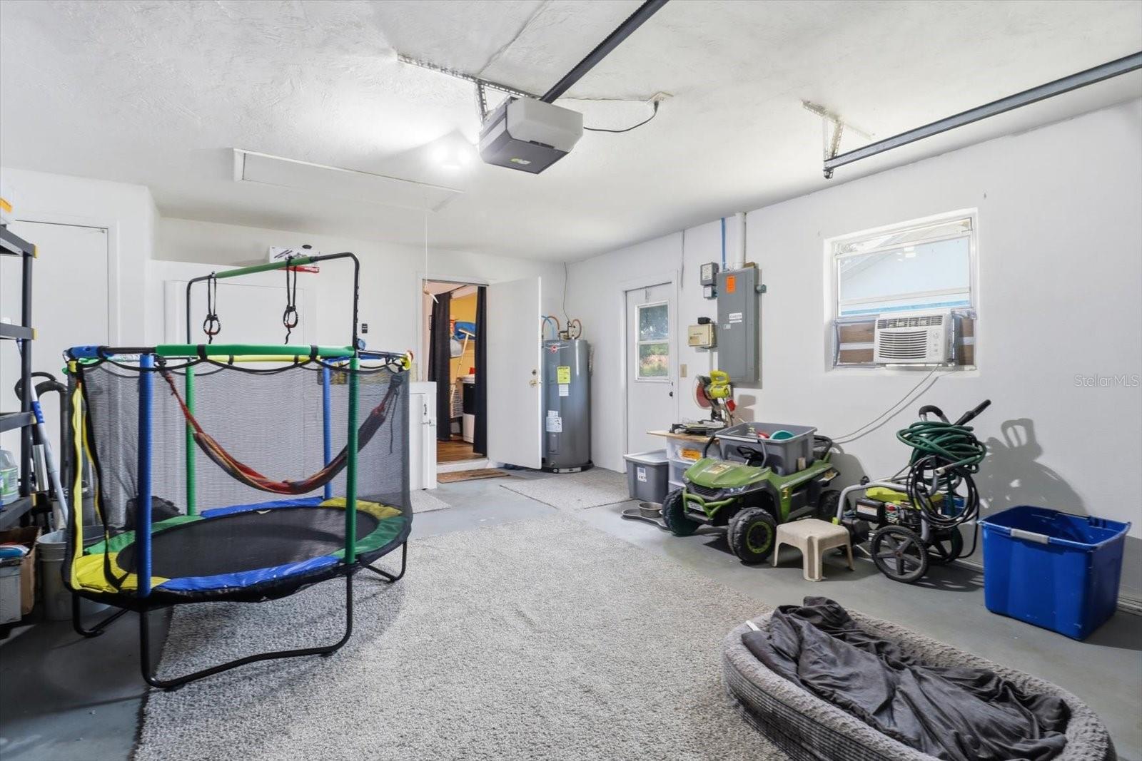 3721 N Goldencup Ter Property Photo 29