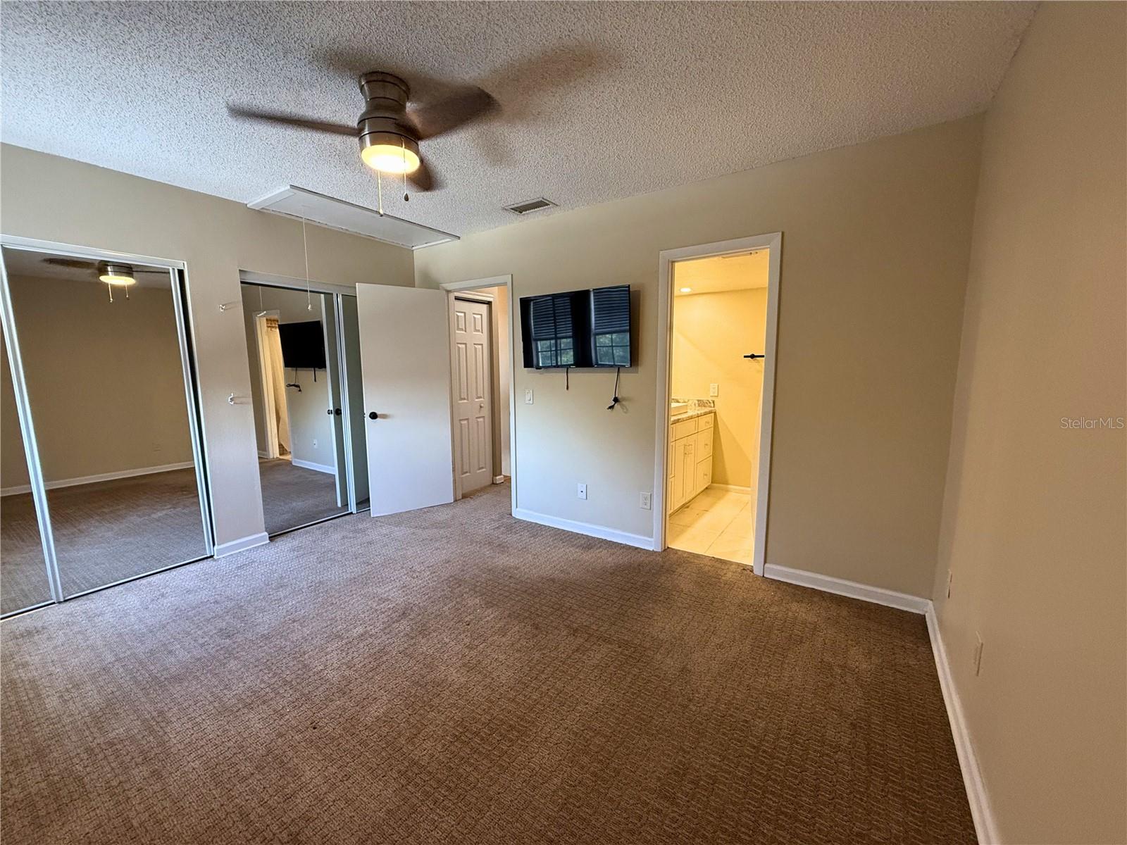 4821 W Mcelroy Ave #d210 Property Photo 10