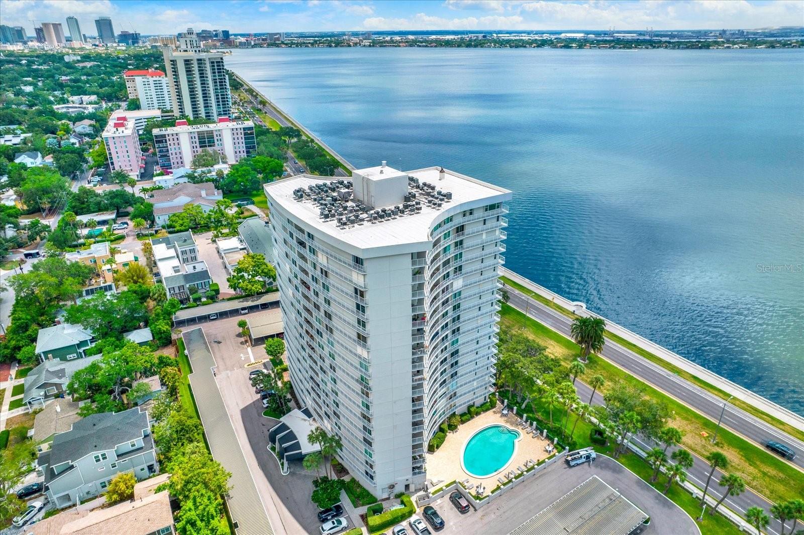 2611 BAYSHORE BLVD #304