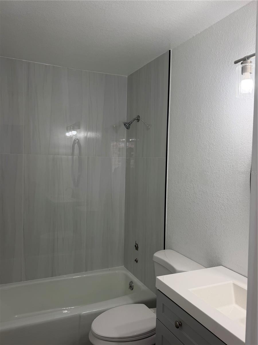2735 Magdalina Dr #2 Property Photo 6