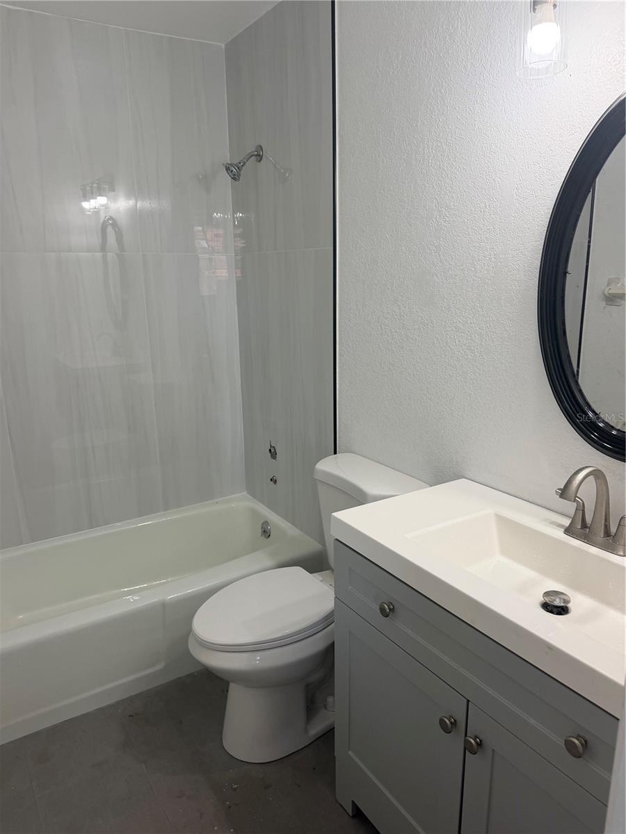 2735 Magdalina Dr #2 Property Photo 7