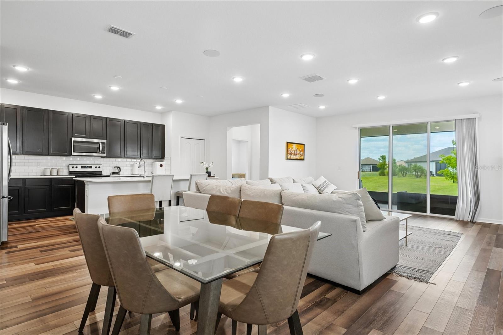11225 June Briar Loop Property Photo 4