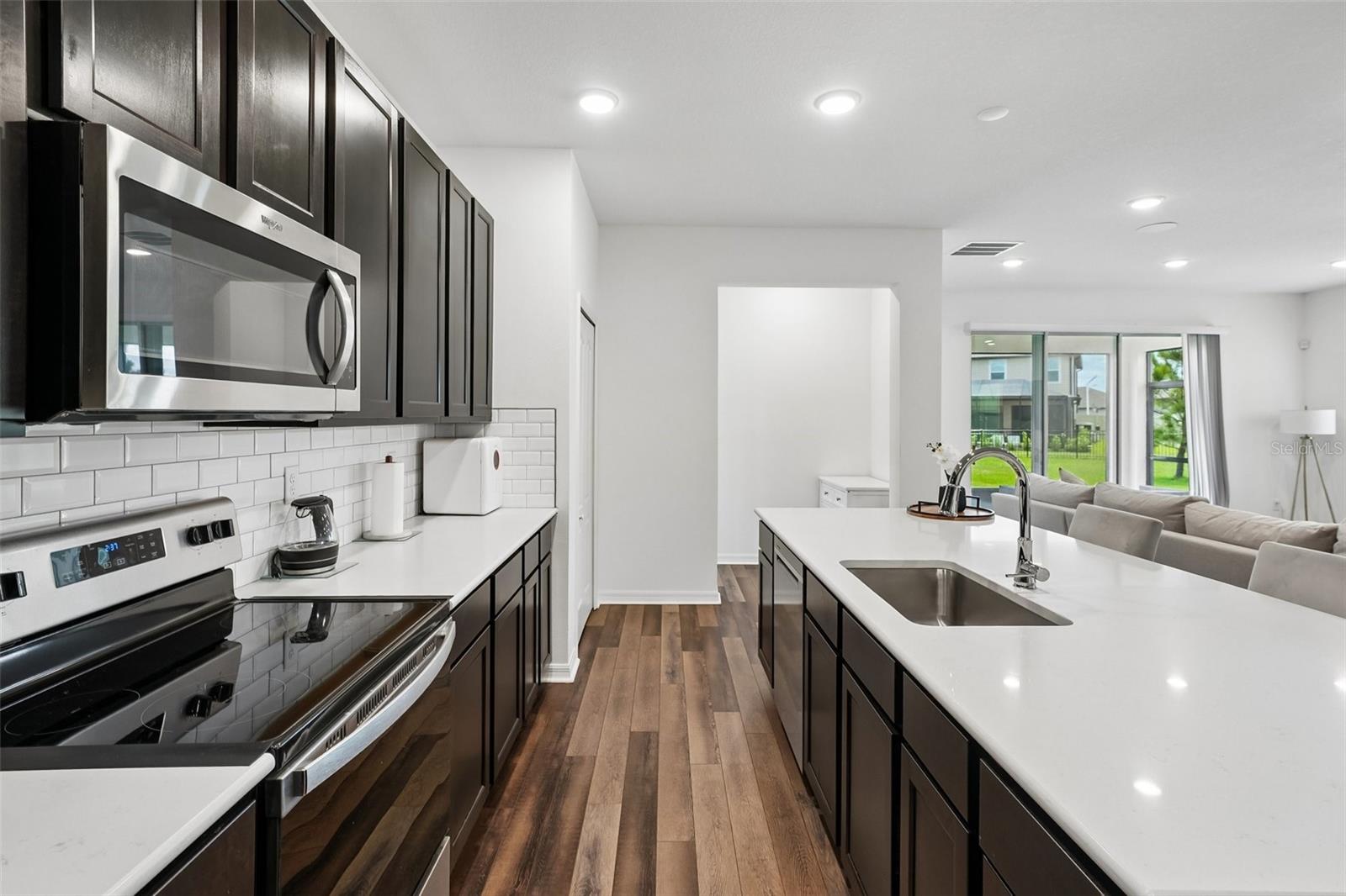 11225 June Briar Loop Property Photo 7