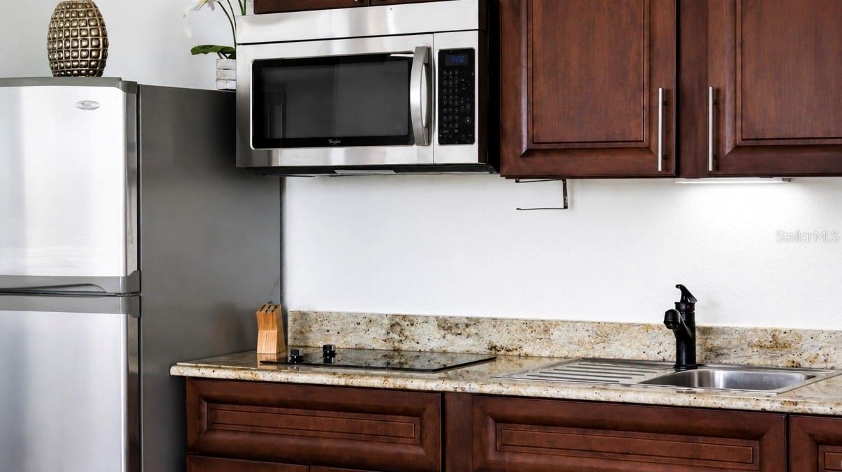 611 Destiny Dr #307 Property Photo 11