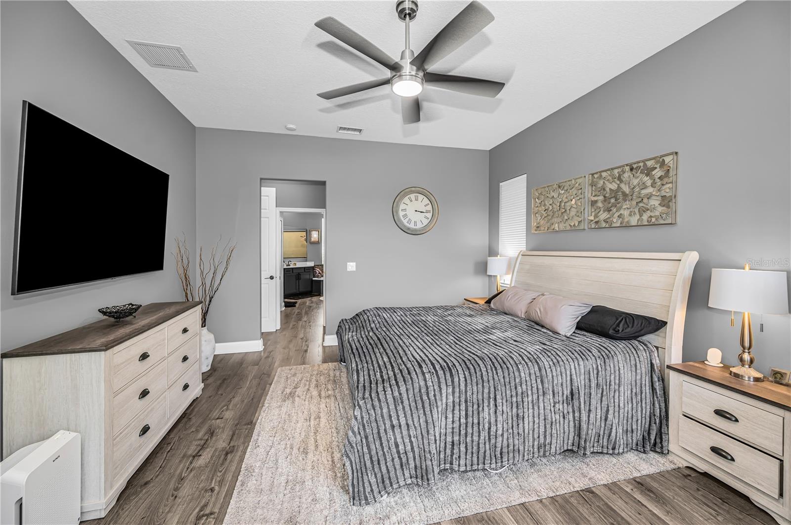 11423 30th Cv E Property Photo 17