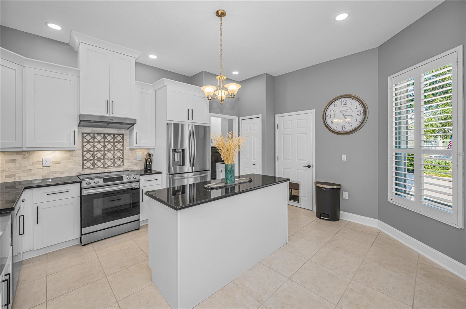 11423 30th Cv E Property Photo 21