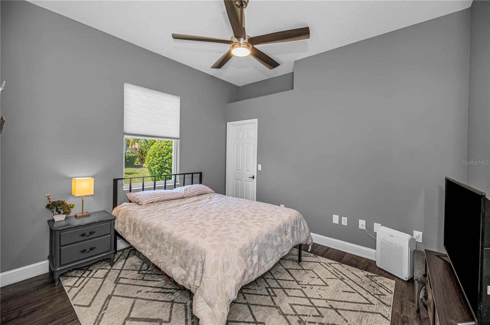 11423 30th Cv E Property Photo 31