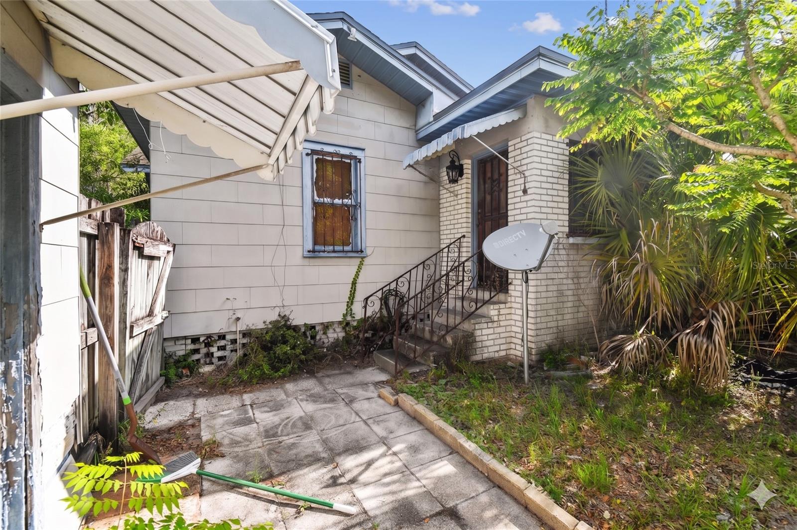 702 W Virginia Ave Property Photo 11