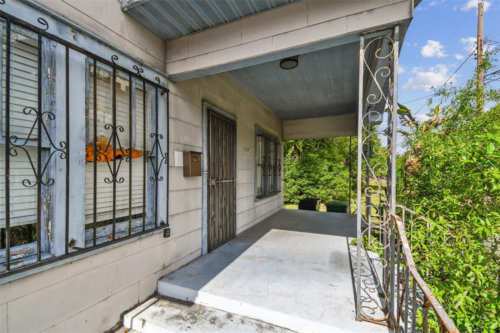 702 W Virginia Ave Property Photo 20