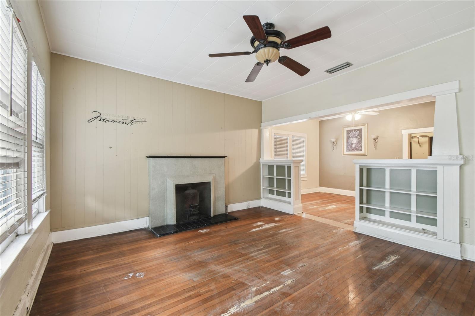 702 W Virginia Ave Property Photo 24