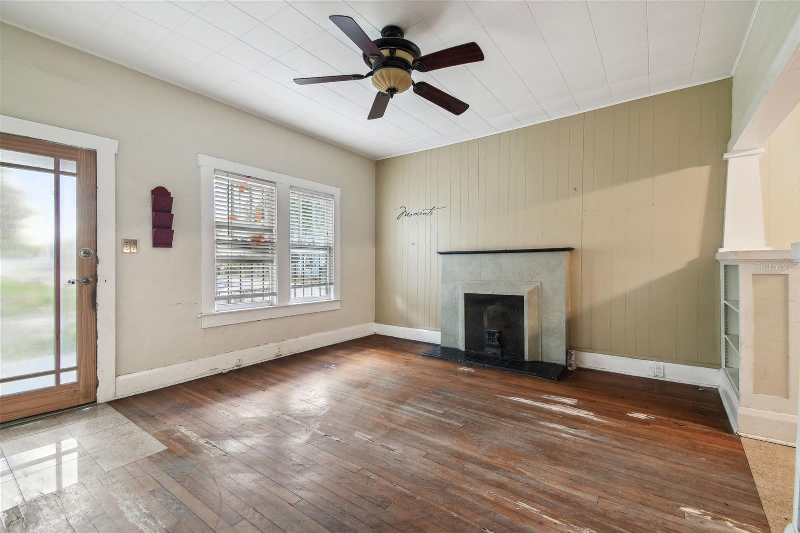 702 W Virginia Ave Property Photo 27