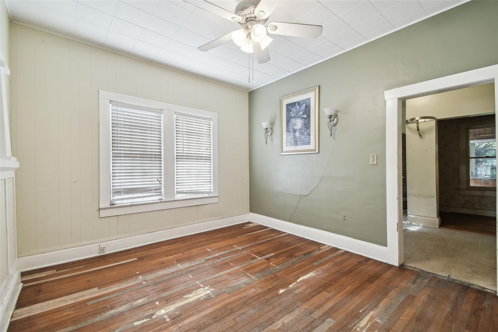 702 W Virginia Ave Property Photo 35