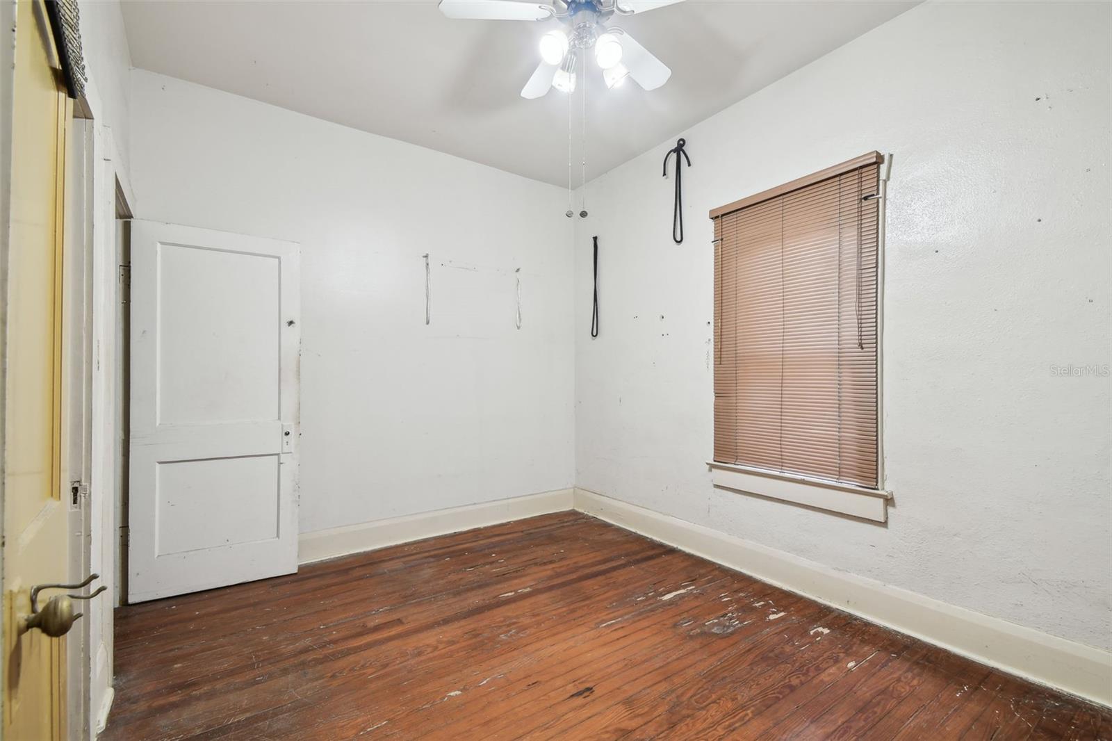 702 W Virginia Ave Property Photo 45