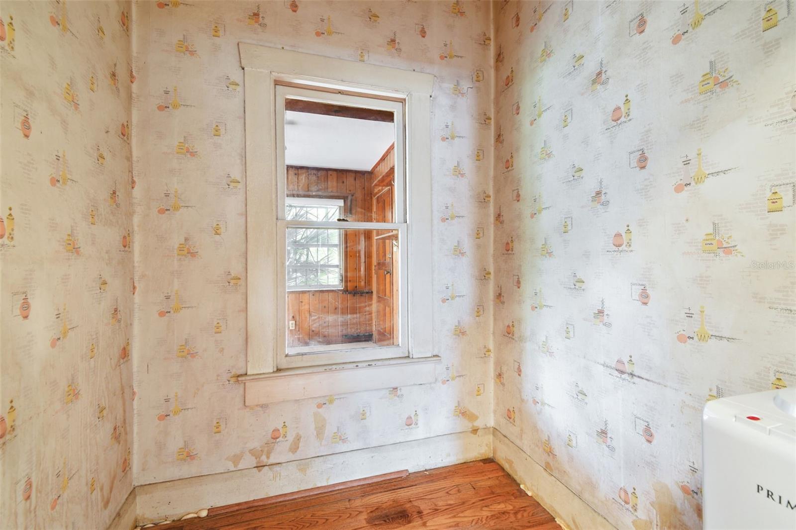 702 W Virginia Ave Property Photo 50
