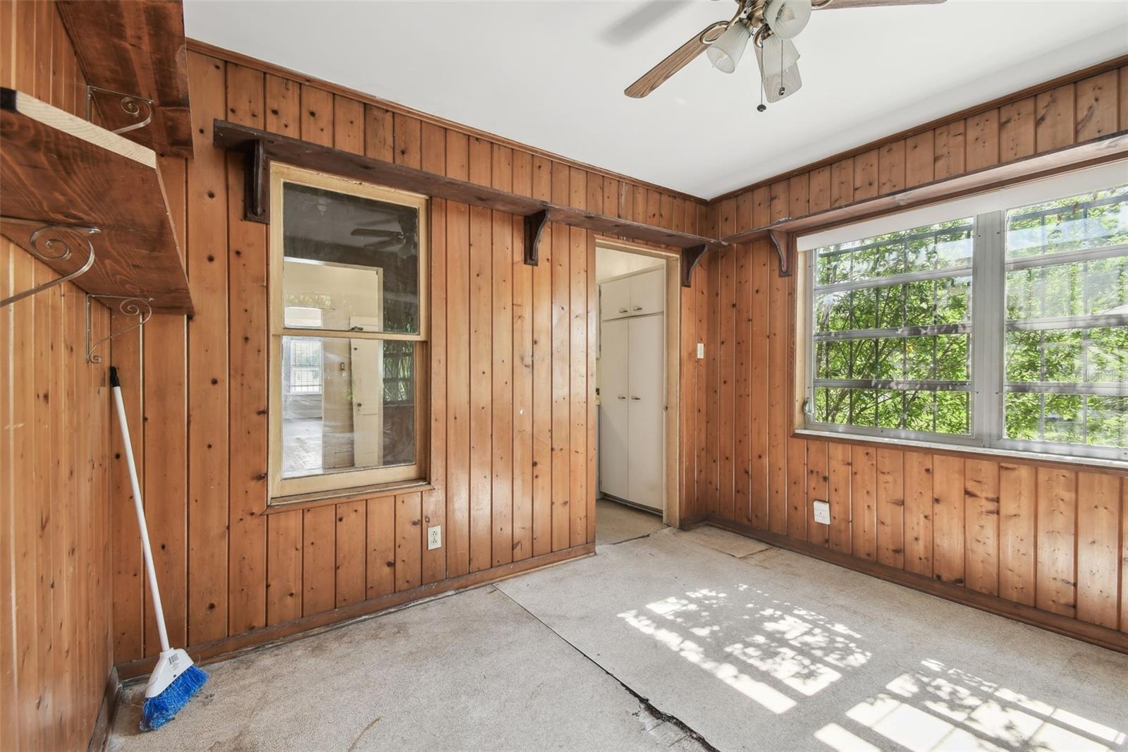 702 W Virginia Ave Property Photo 53