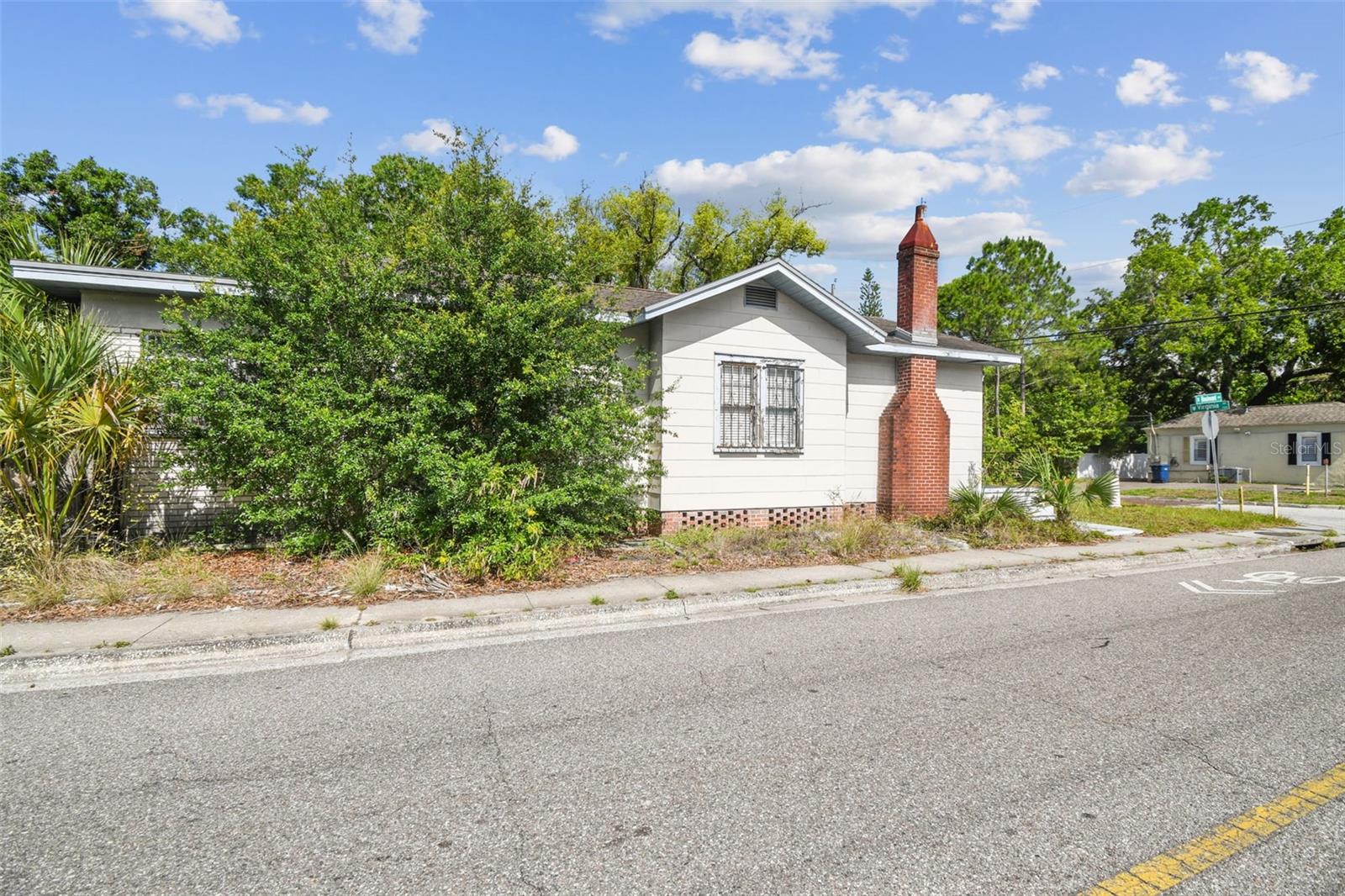 702 W Virginia Ave Property Photo 60