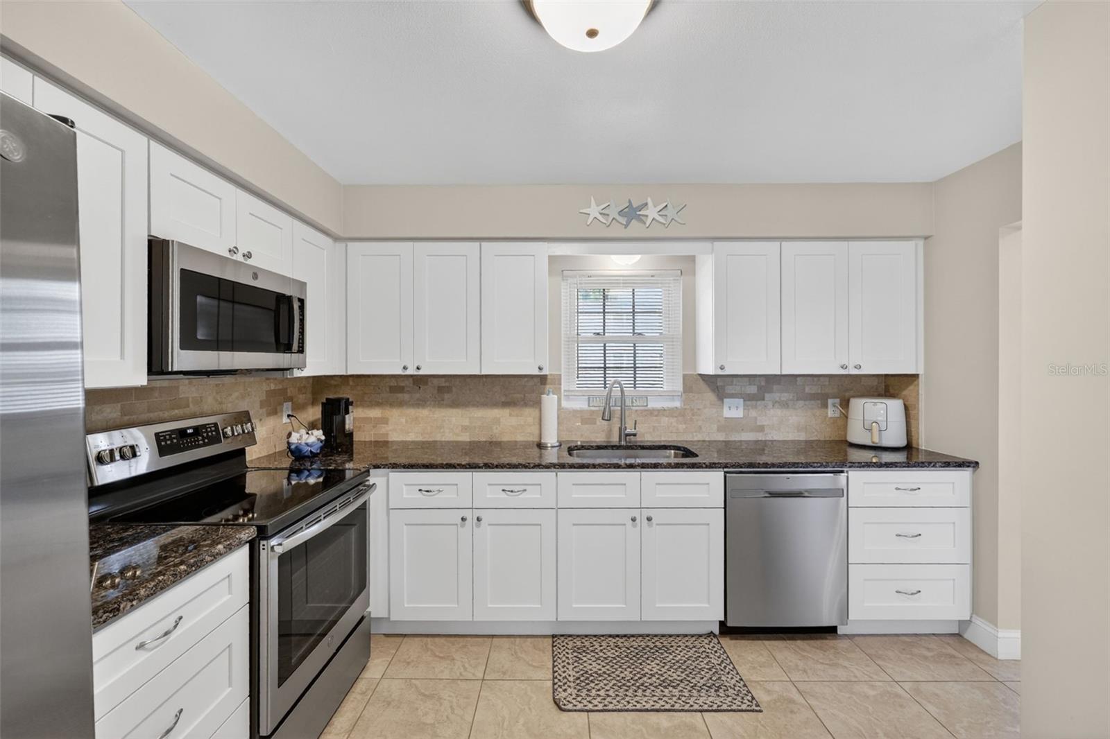 1706 Belleair Forest Dr #220 Property Photo 8