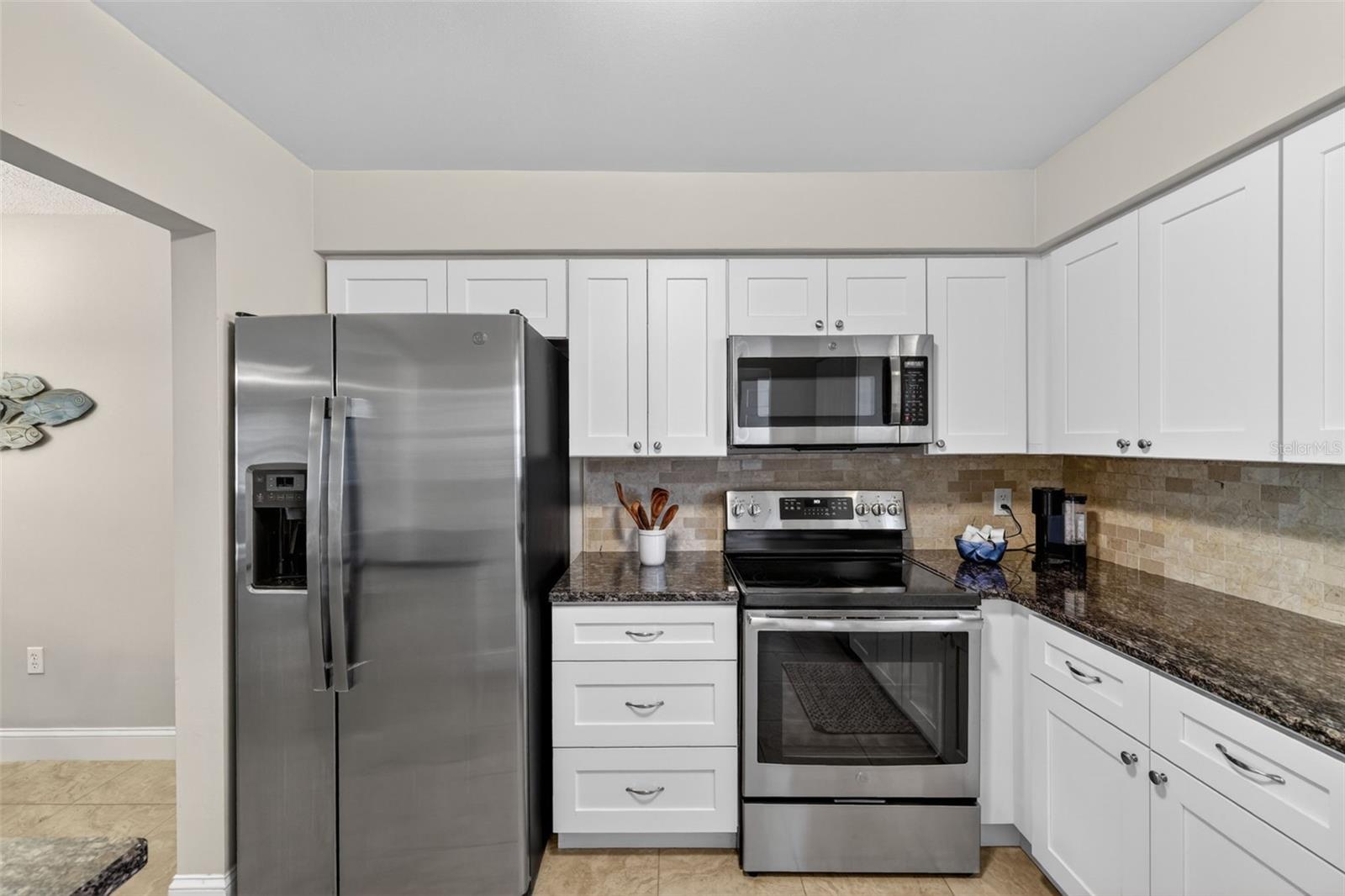 1706 Belleair Forest Dr #220 Property Photo 10