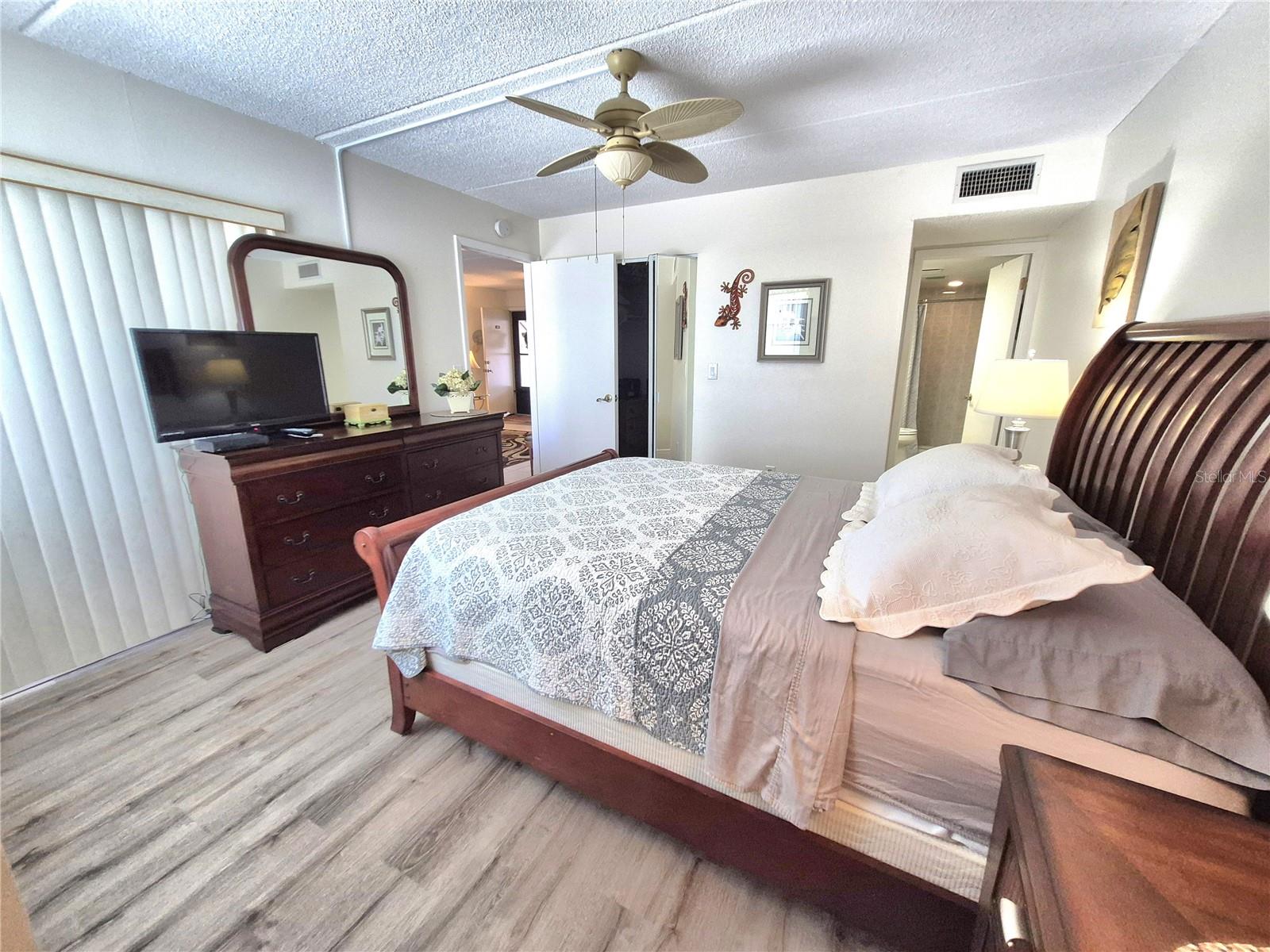 107 Windward Pl #107 Property Photo 21