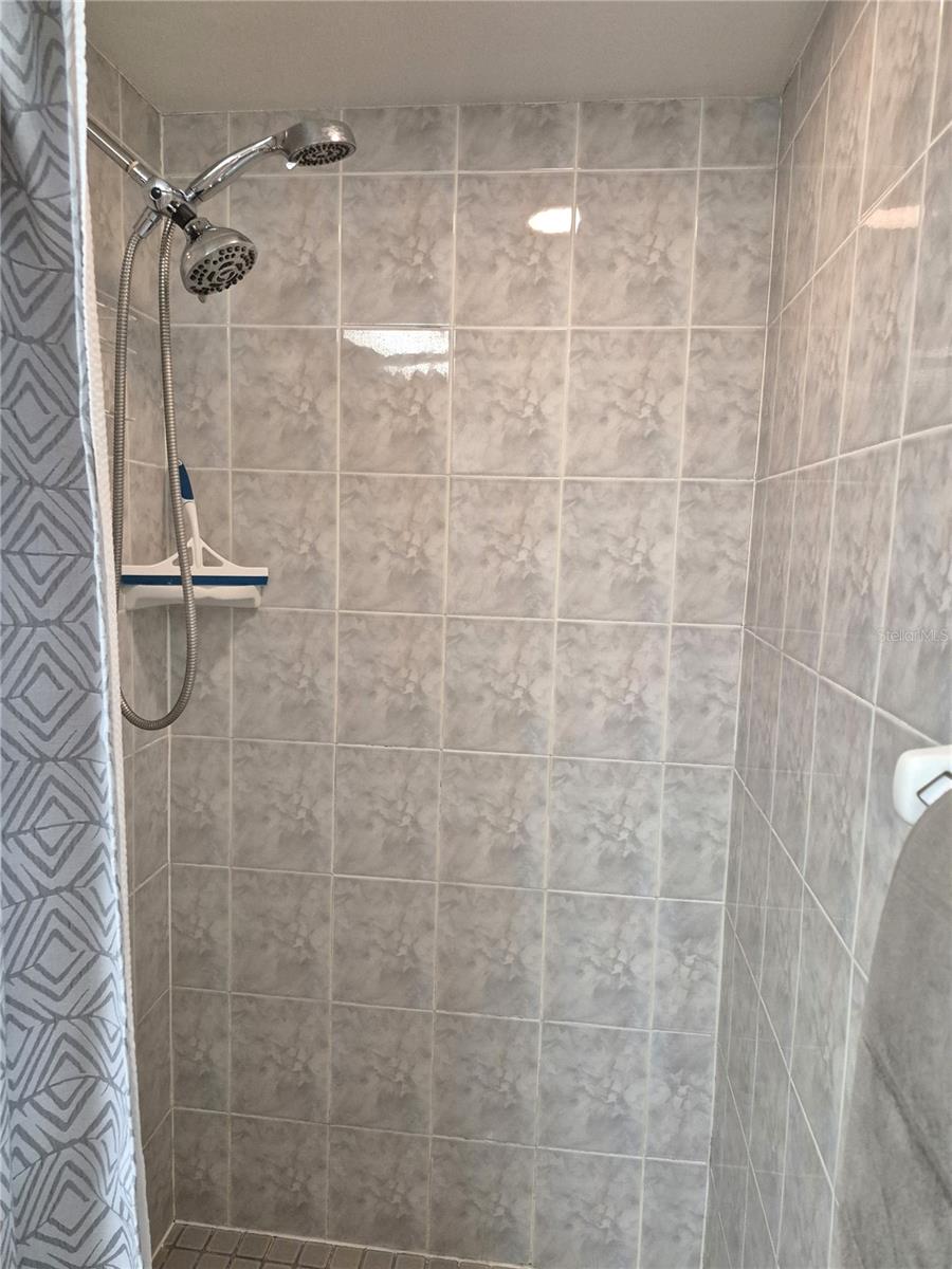 107 Windward Pl #107 Property Photo 24
