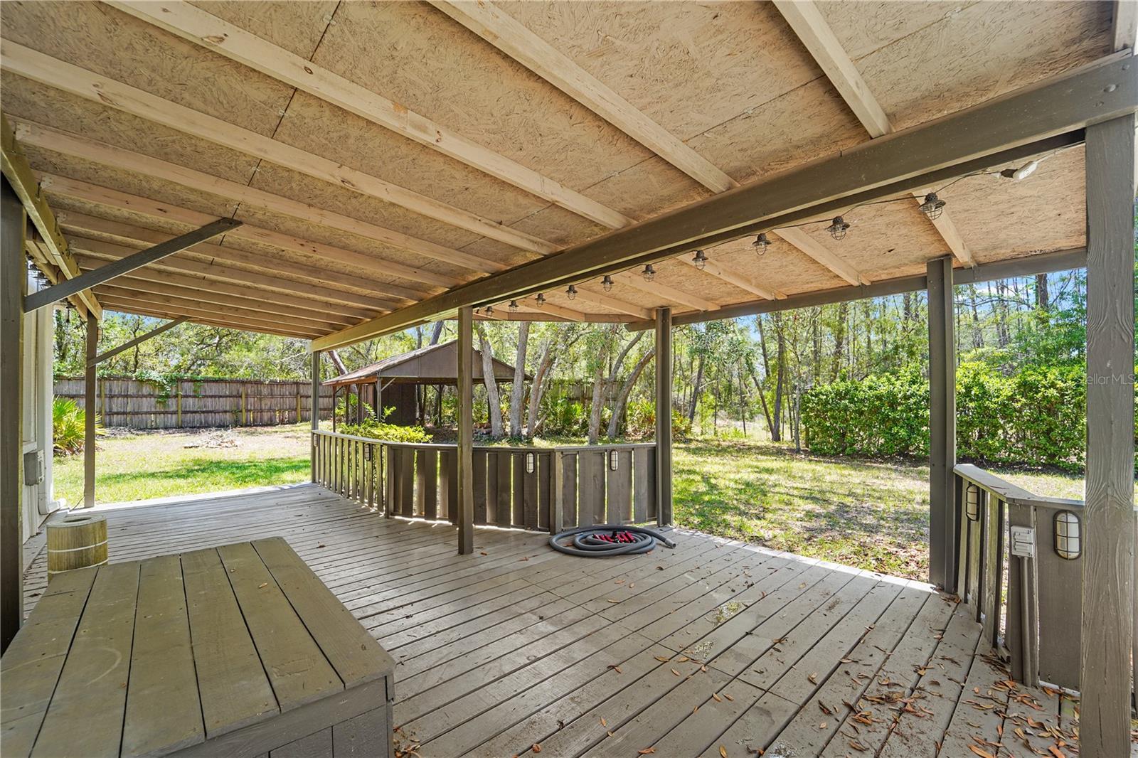 9183 Nightingale Rd Property Photo 28