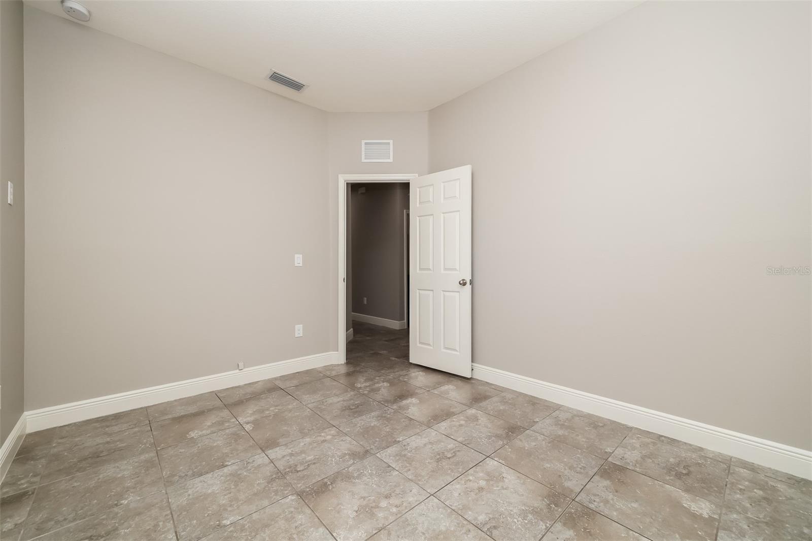 10152 Celtic Ash Dr Property Photo 25